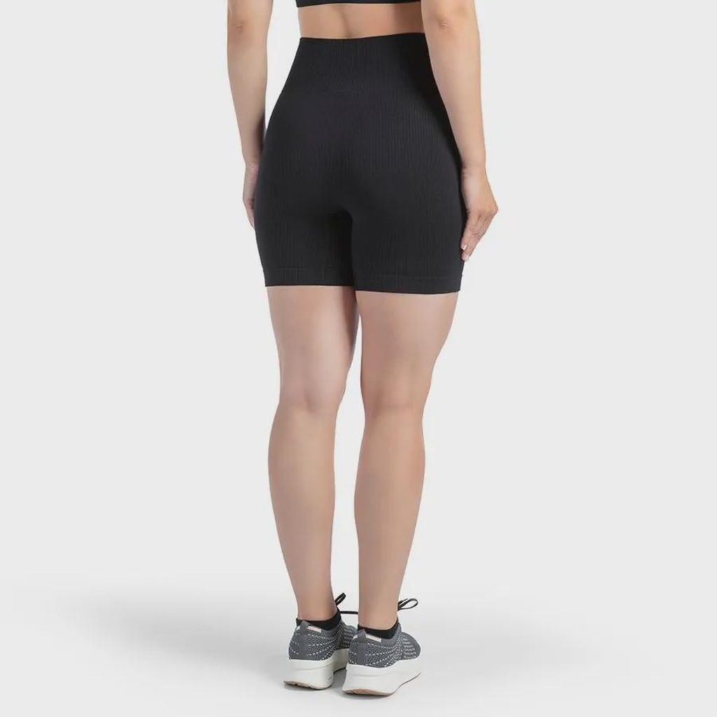 Imagem 2 do produto Bermuda Olympikus Knit Minimal 6 Feminina