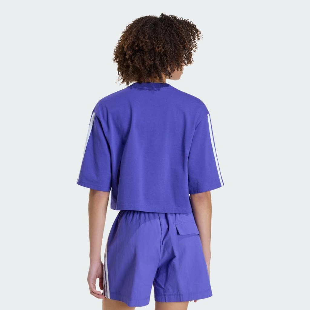 Imagem 3 do produto Camiseta Feminina Adidas Essentials Solta Três Listras