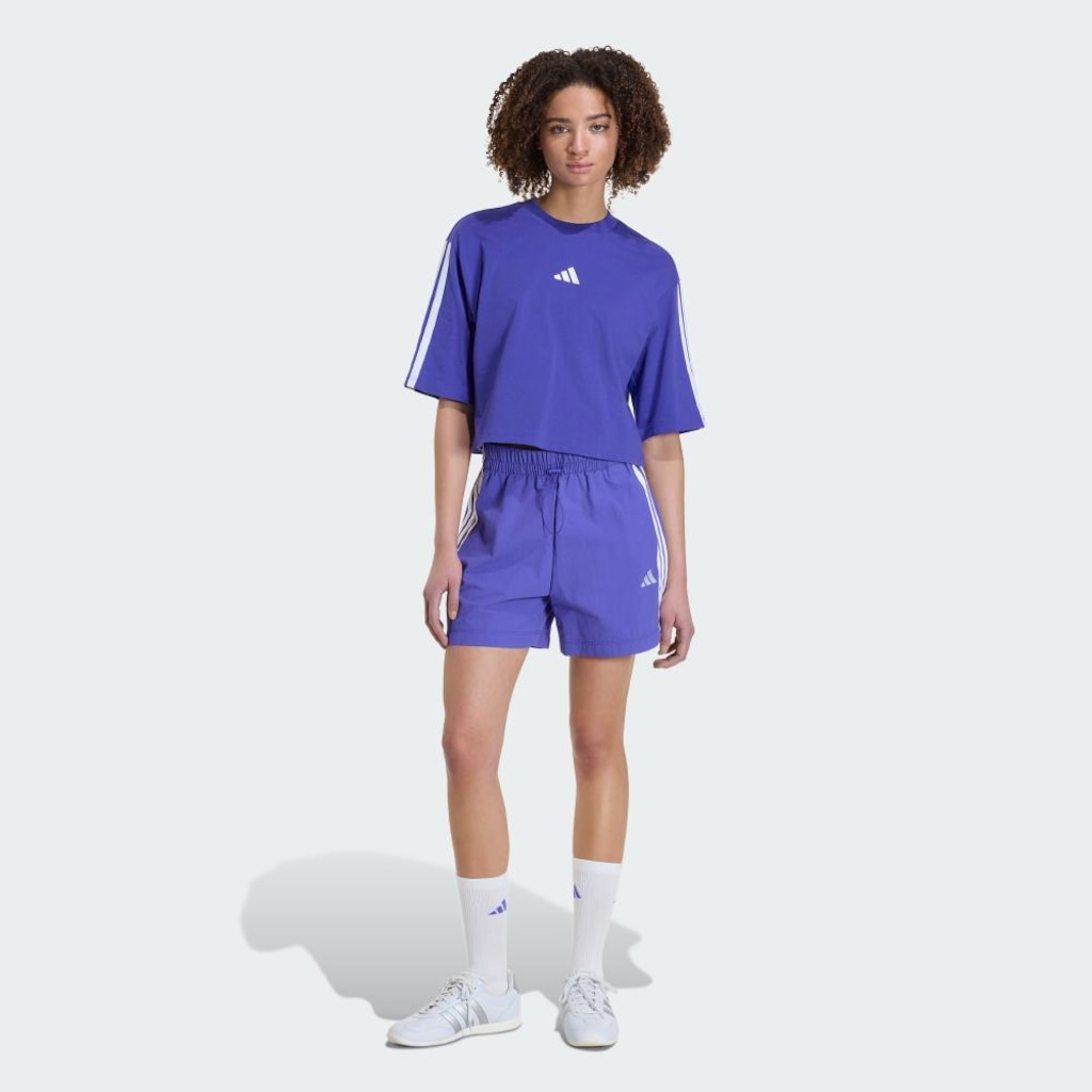 Imagem 4 do produto Camiseta Feminina Adidas Essentials Solta Três Listras