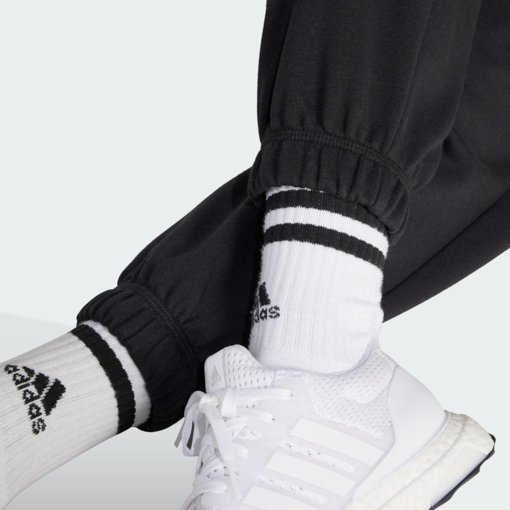 Imagem 5 do produto Calça Moletinho Feminina Adidas Essentials Linear Cuffed