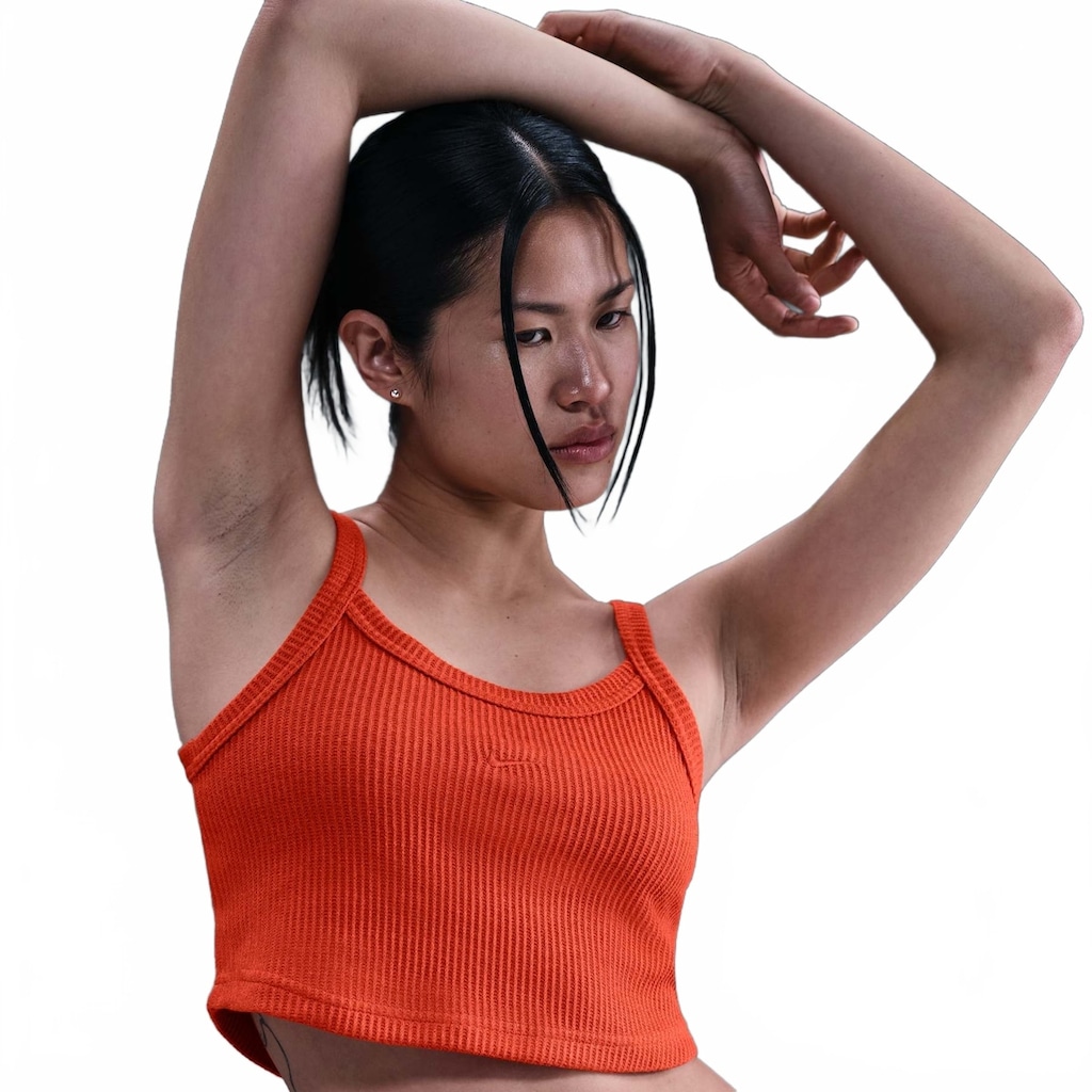 Regata Cropped Nike Sportswear Chill Feminina