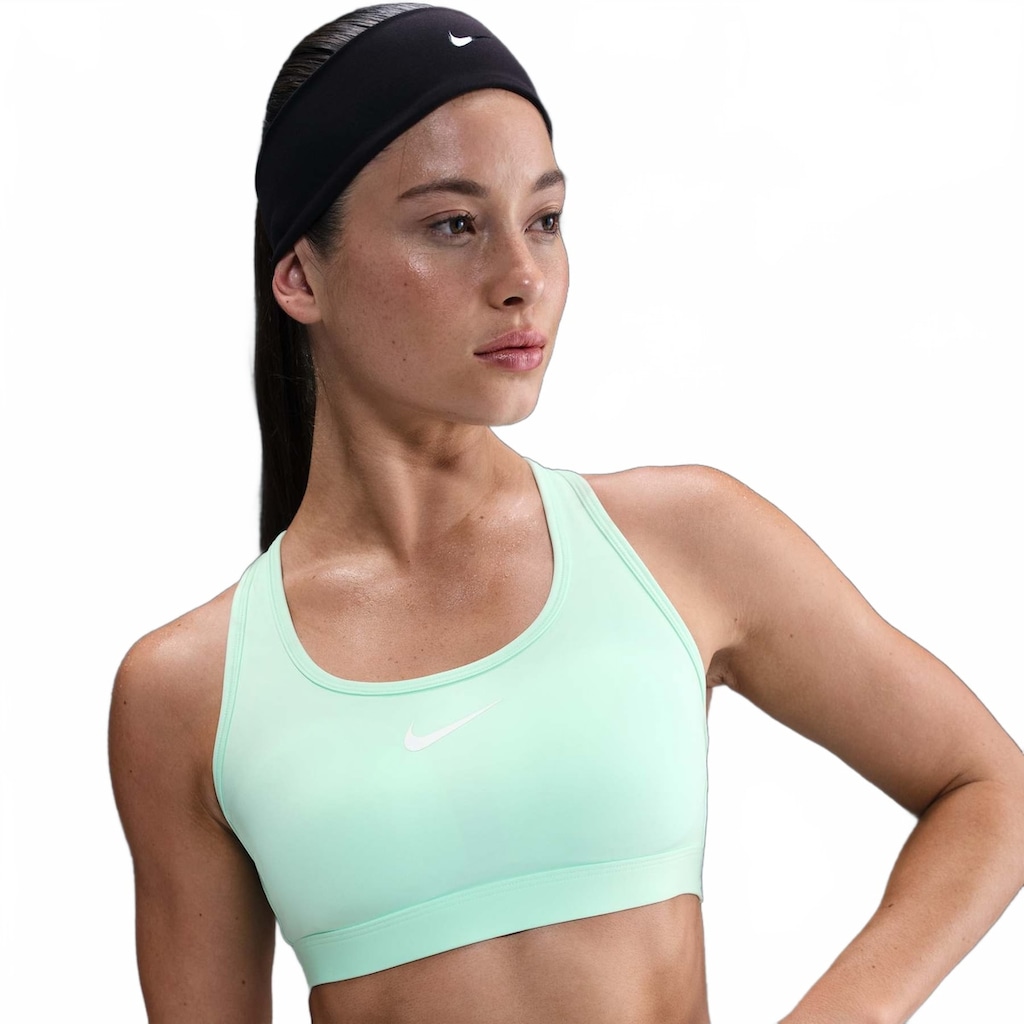 Top Fitness com Bojo Nike Média Sustentação Swoosh Sport