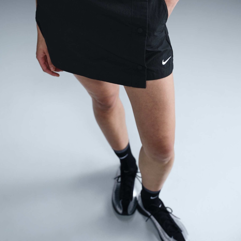 Imagem 3 do produto Saia Nike Sportswear Essential Woven Feminina