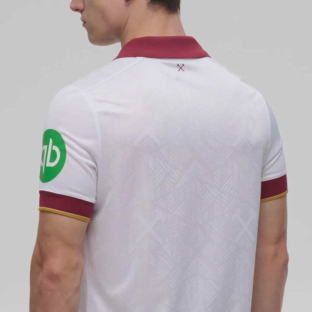 Imagem 5 do produto Camisa West Ham III 2025 Umbro - Masculina - Torcedor