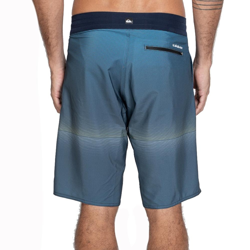 Imagem 2 do produto Bermuda Masculina Quiksilver Street Trunk Connect 20" WT25