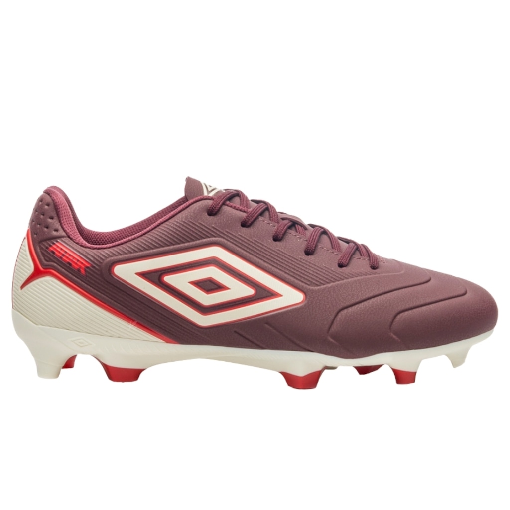 Chuteira de Campo Adulto Umbro Attak Iii