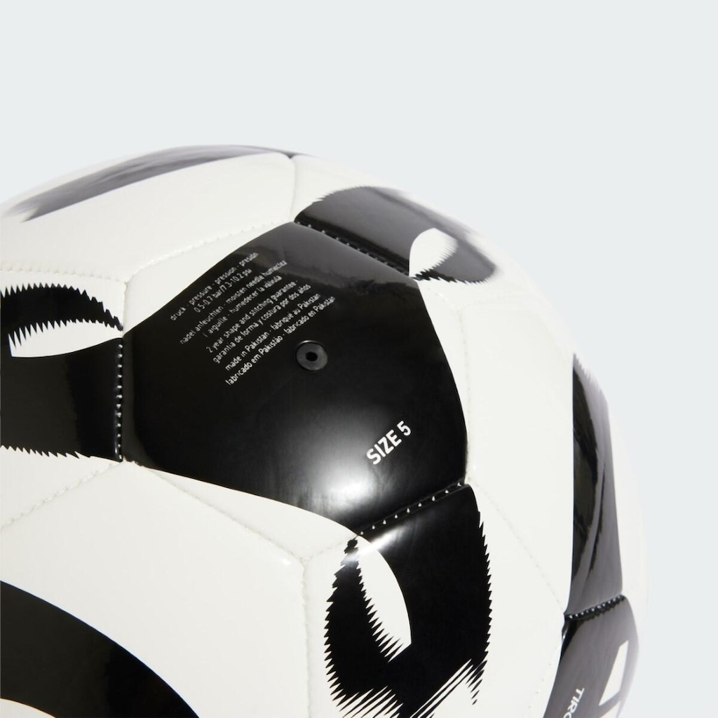 Imagem 4 do produto Kit Bola de Futebol de Campo Adidas Club + Bomba de Ar