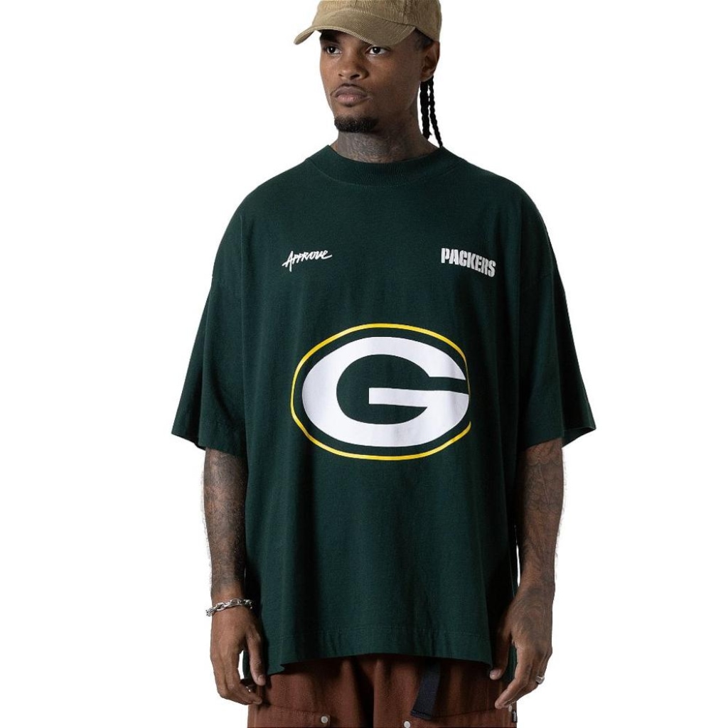 Camiseta Huge Oversized Masculina Approve x NFL II Packers