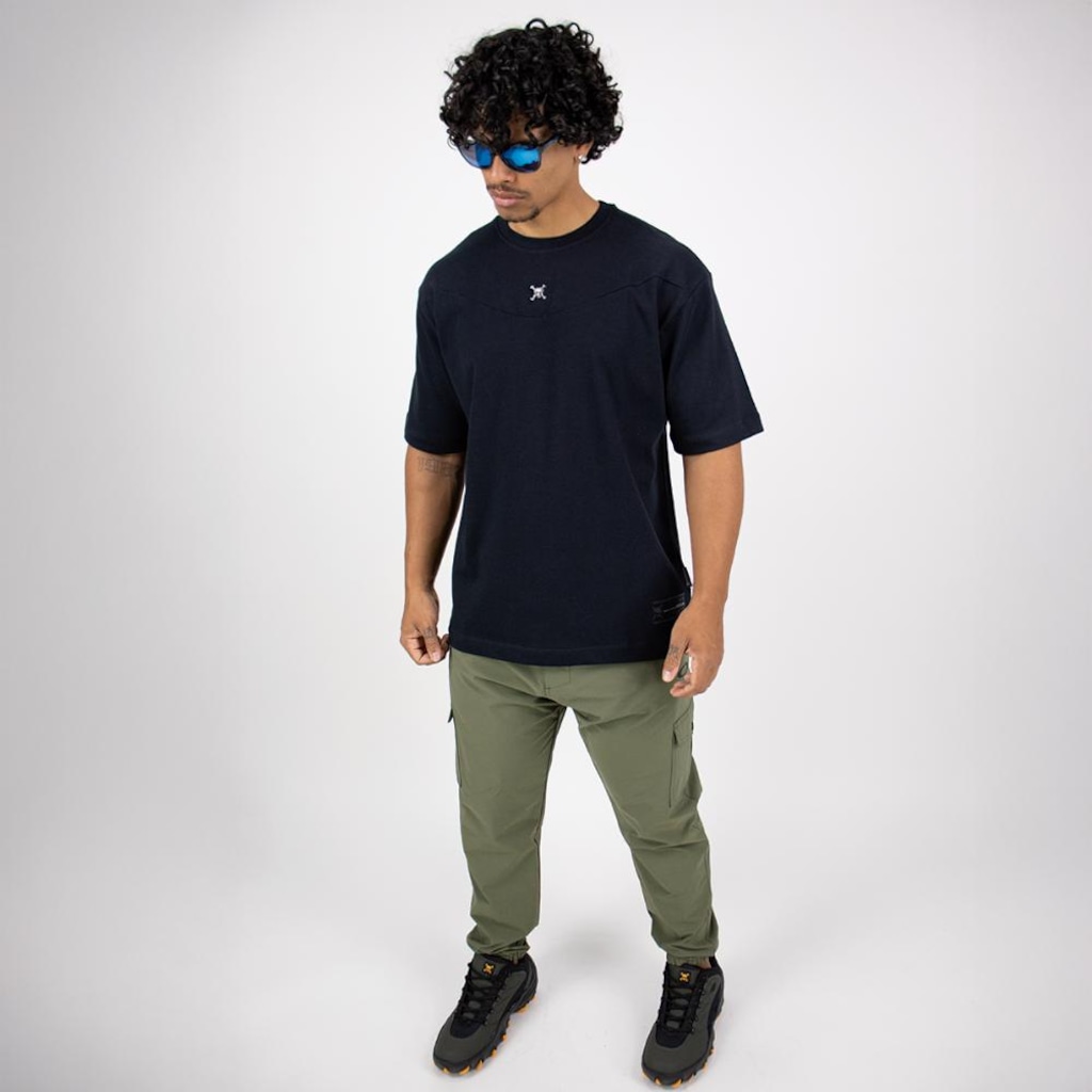 Imagem 3 do produto Camiseta Oakley Skull Metal Pin Tee Masculina