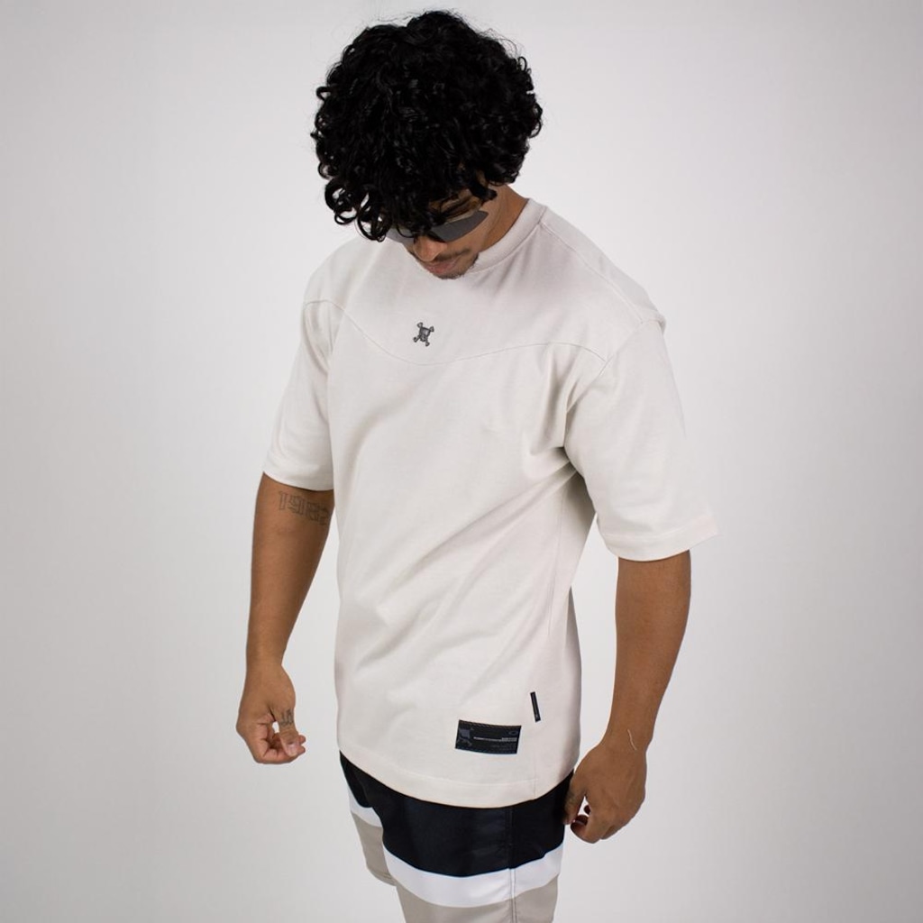 Camiseta Oakley Skull Metal Pin Tee Masculina