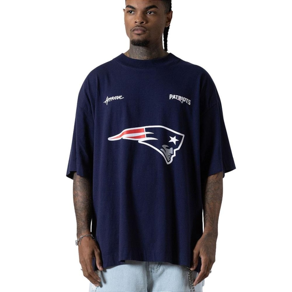 Camiseta Huge Oversized Masculina Approve x NFL II Patriots