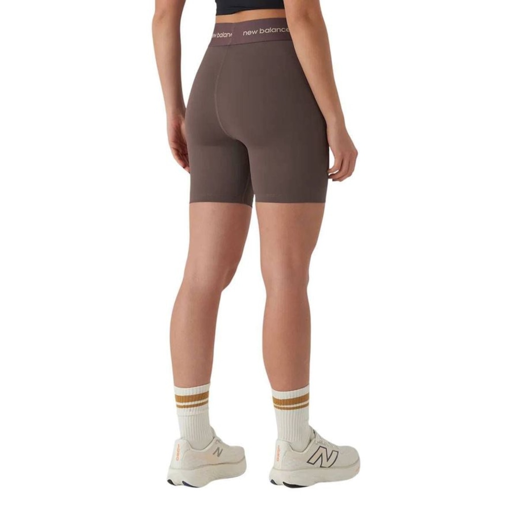 Imagem 2 do produto Bermuda New Balance Sport Essentials Active Feminina