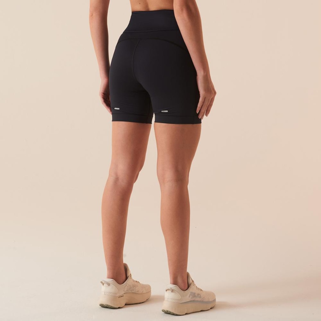 Imagem 3 do produto Bermuda Fila Racer Feminina