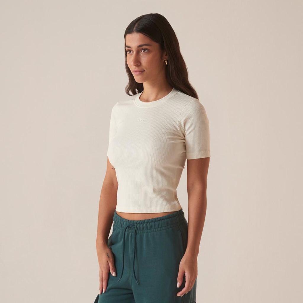 Camiseta Fila Regular Essentials Canelada Feminina