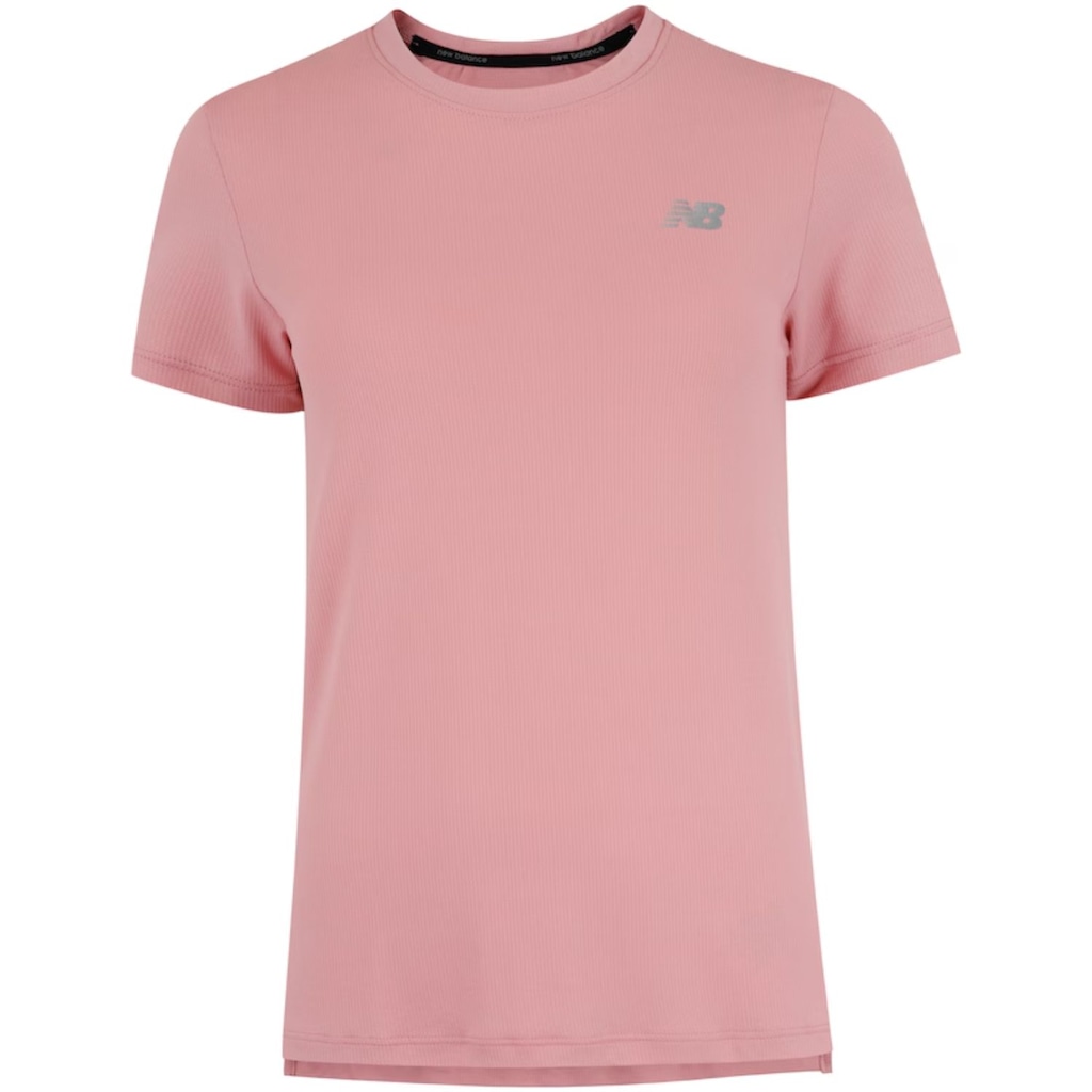 Camiseta New Balance Sport Essentials Feminina