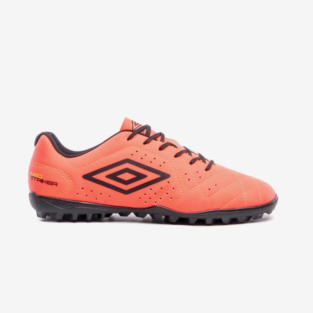 Chuteira Society Adulto Umbro Neo Striker