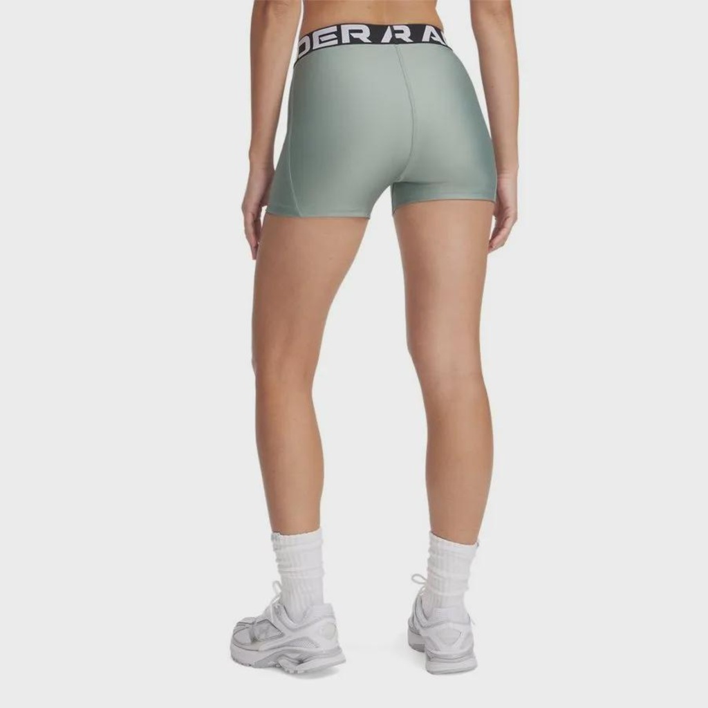 Imagem 2 do produto Shorts de Treino Under Armour HeatGear Authentics Feminina