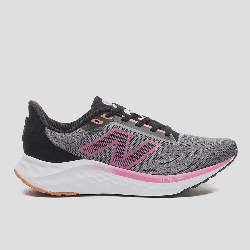 Tênis Feminino New Balance Fresh Foam Arishi V4