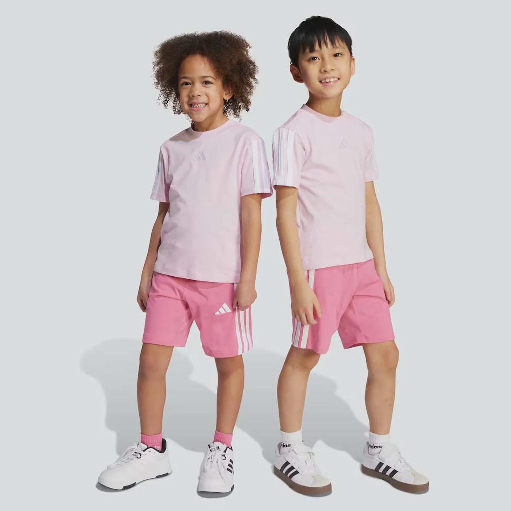 Conjunto adidas Essentials 3 Stripes Infantil