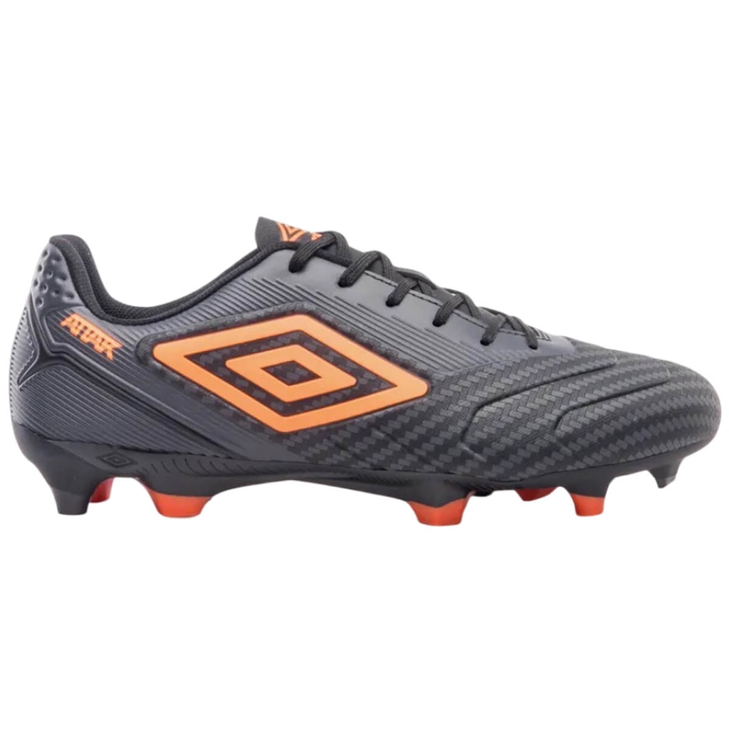 Chuteira de Campo Umbro Adulto Attak III