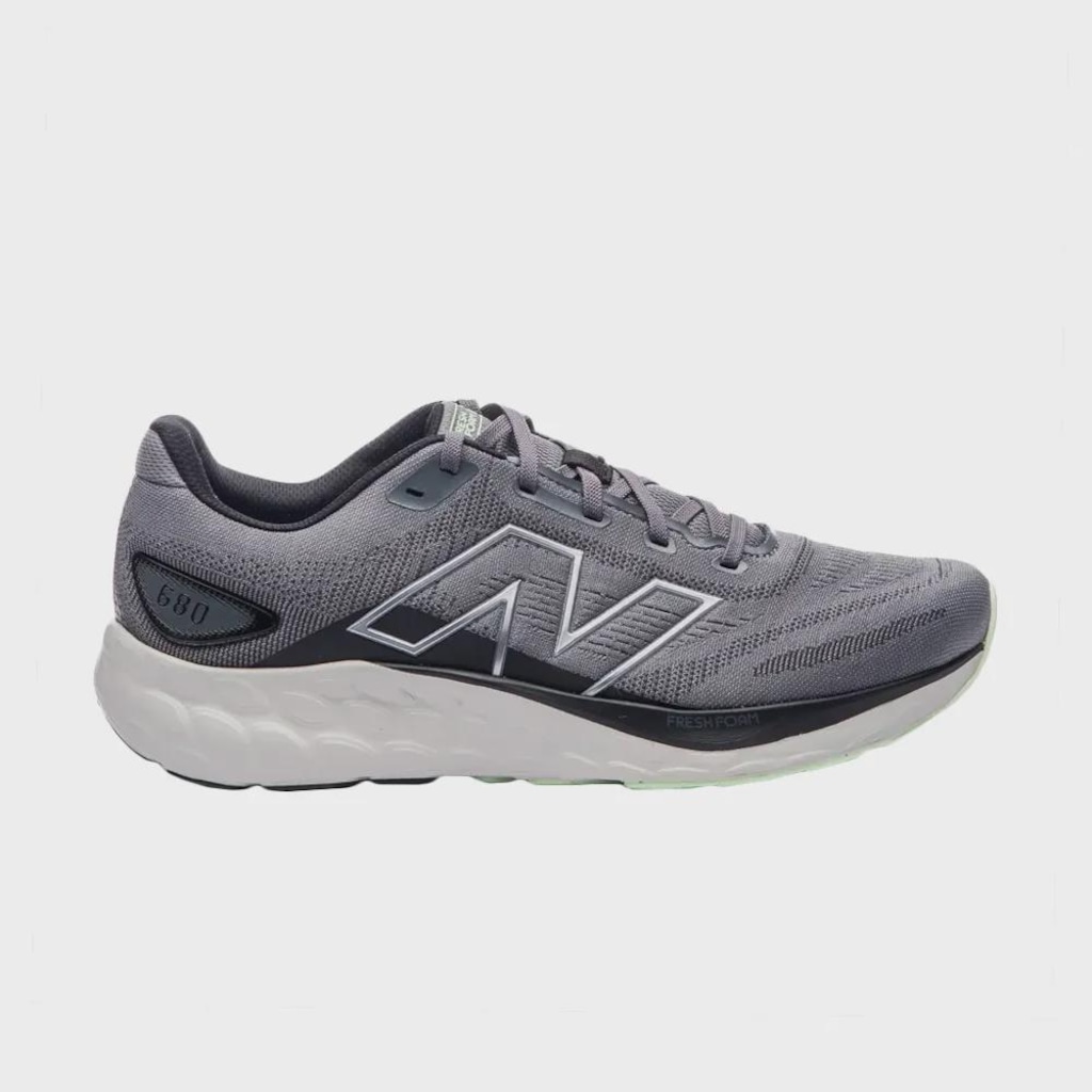 Tênis Masculino New Balance Fresh Foam 680V8