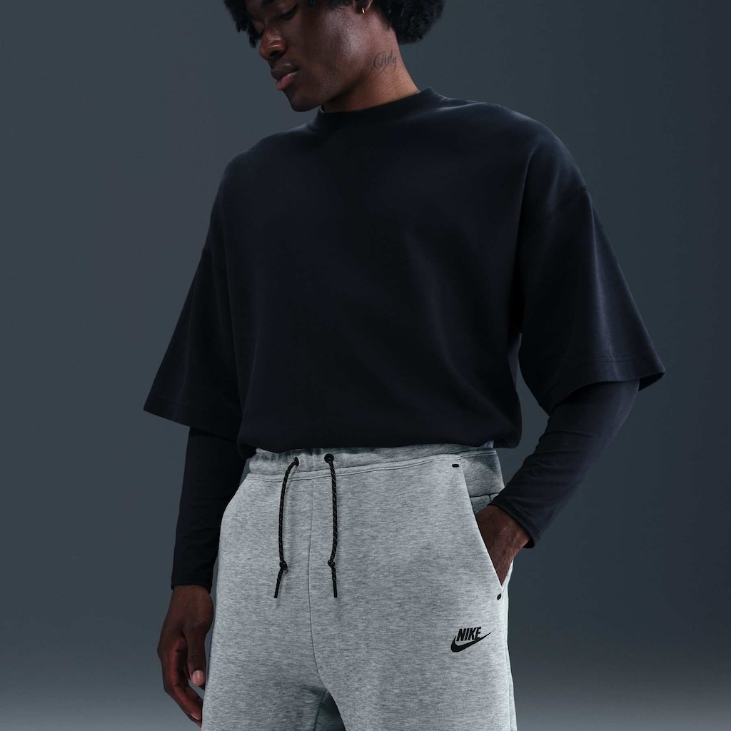 Imagem 2 do produto Shorts Nike Tech Fleece Masculino