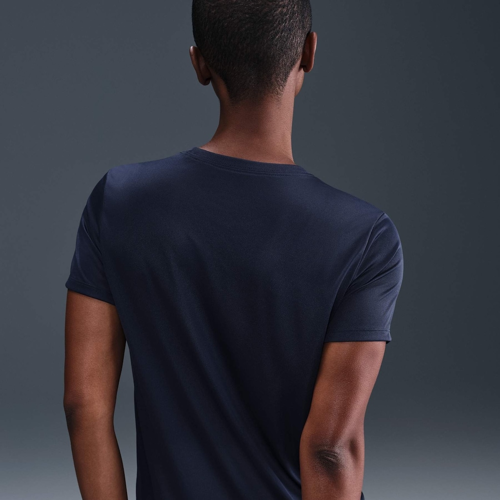 Imagem 2 do produto Camiseta Nike Dri-FIT Feminina