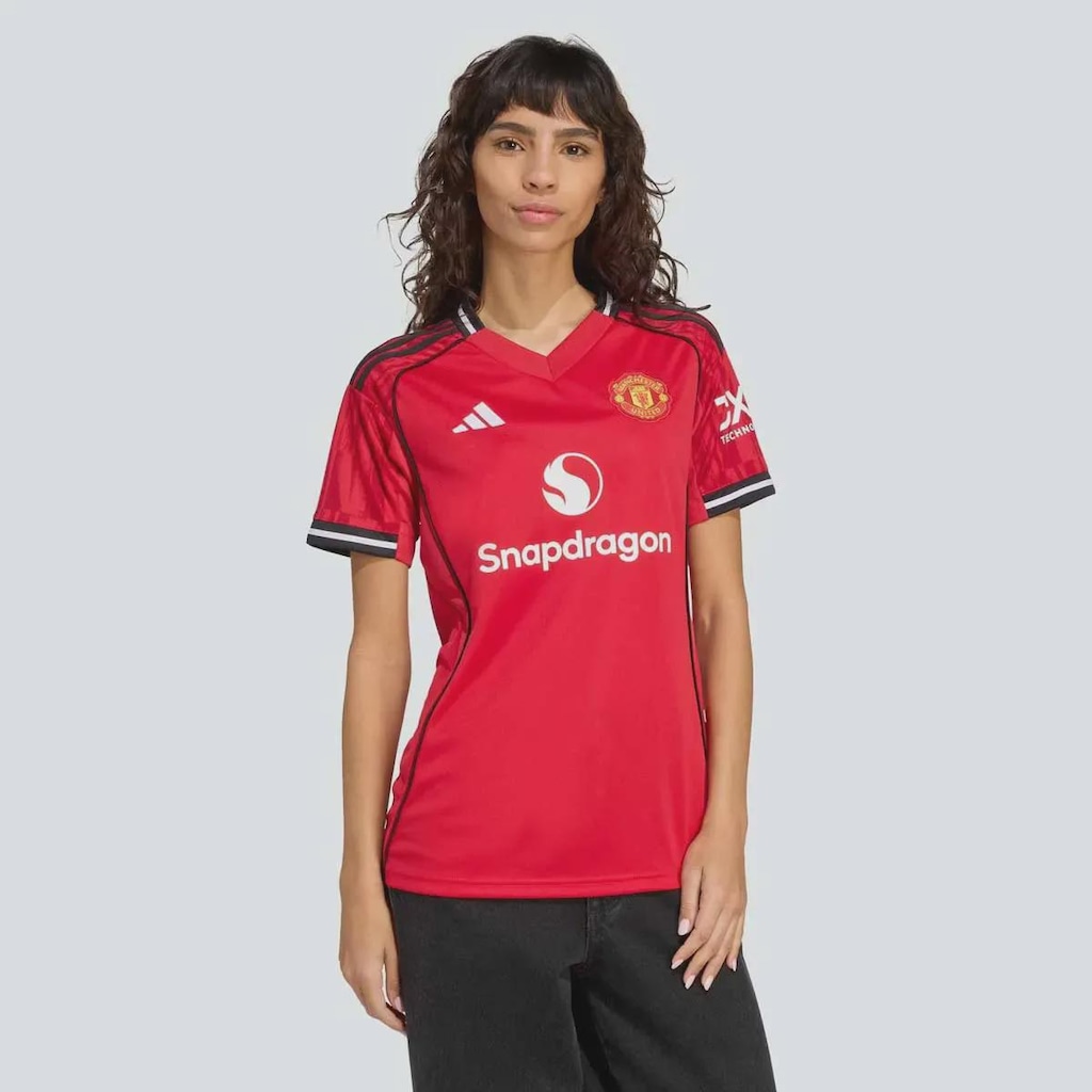 Imagem 3 do produto Camisa Manchester United I 2026 Adidas 8 B. Fernandes Feminino