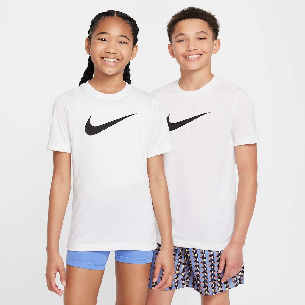 Camiseta Nike Dri-FIT Legend Swoosh Infantil