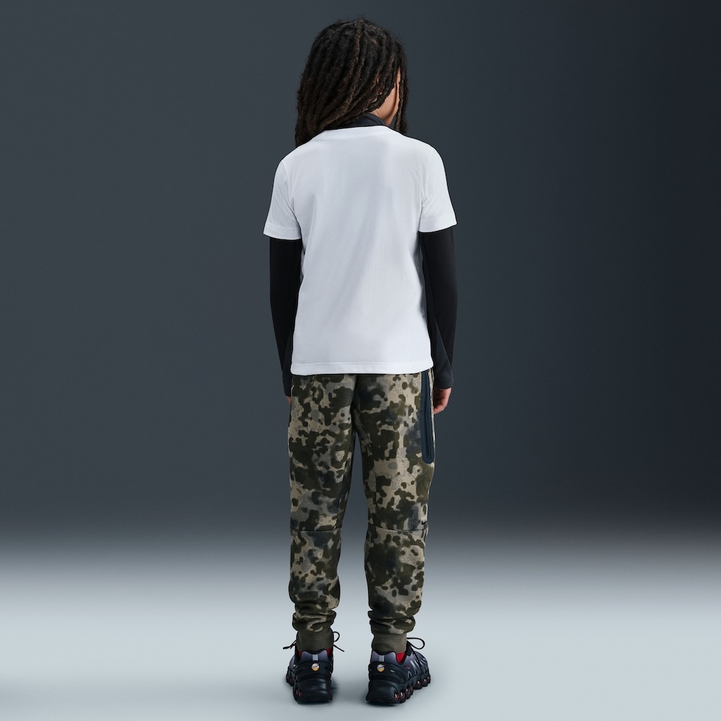 Imagem 4 do produto Camiseta Dri-FIT Nike Legend Sport Infantil