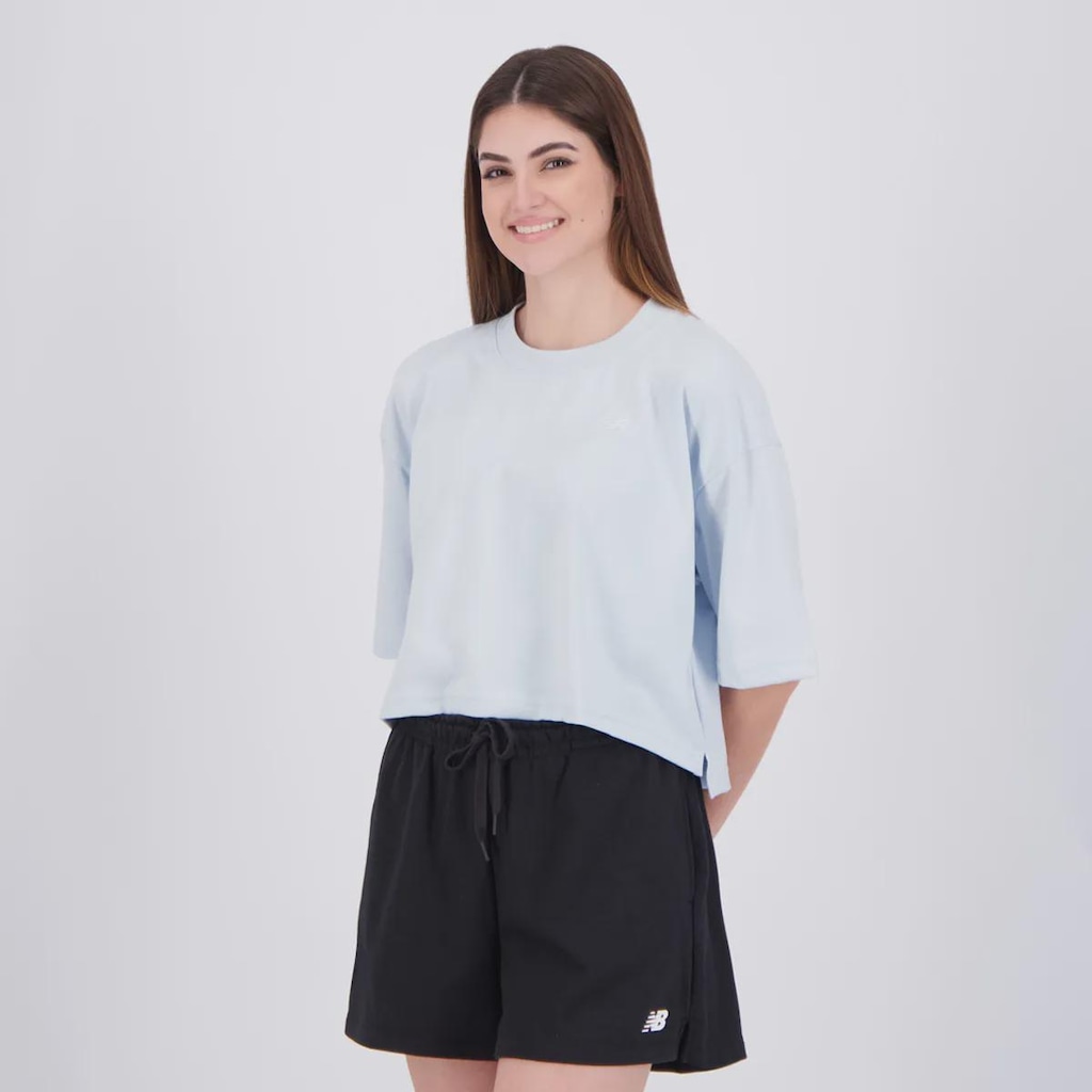 Imagem 3 do produto Camiseta Cropped New Balance Small Logo Oversized Feminino
