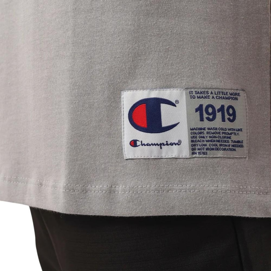 Imagem 5 do produto Camiseta Champion Malhão Pes Logo com Bordado Masculina