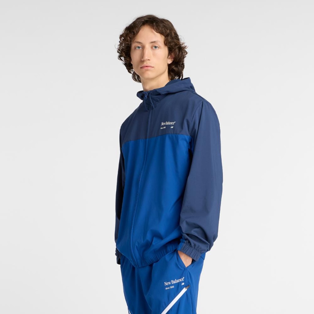 Imagem 2 do produto Jaqueta New Balance Reimagined Woven Graphic Masculina