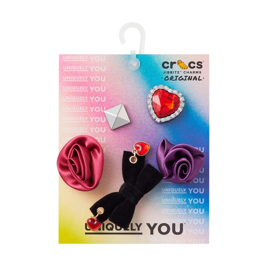 Imagem 4 do produto Kit Jibbitz Crocs Romance Sombrio com Laço Pack com 5 Peças