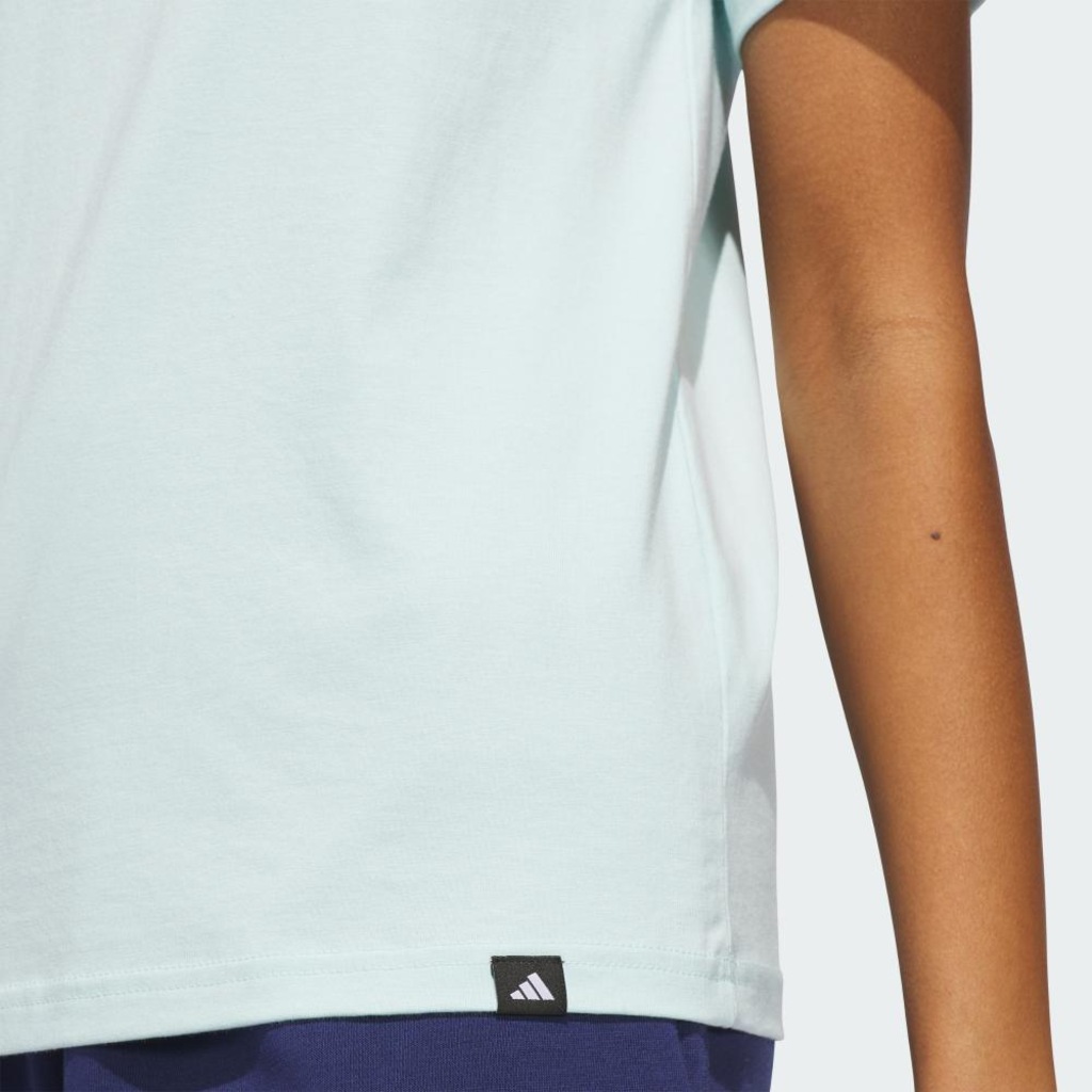 Imagem 5 do produto Camiseta adidas Cozy Holiday Feminina