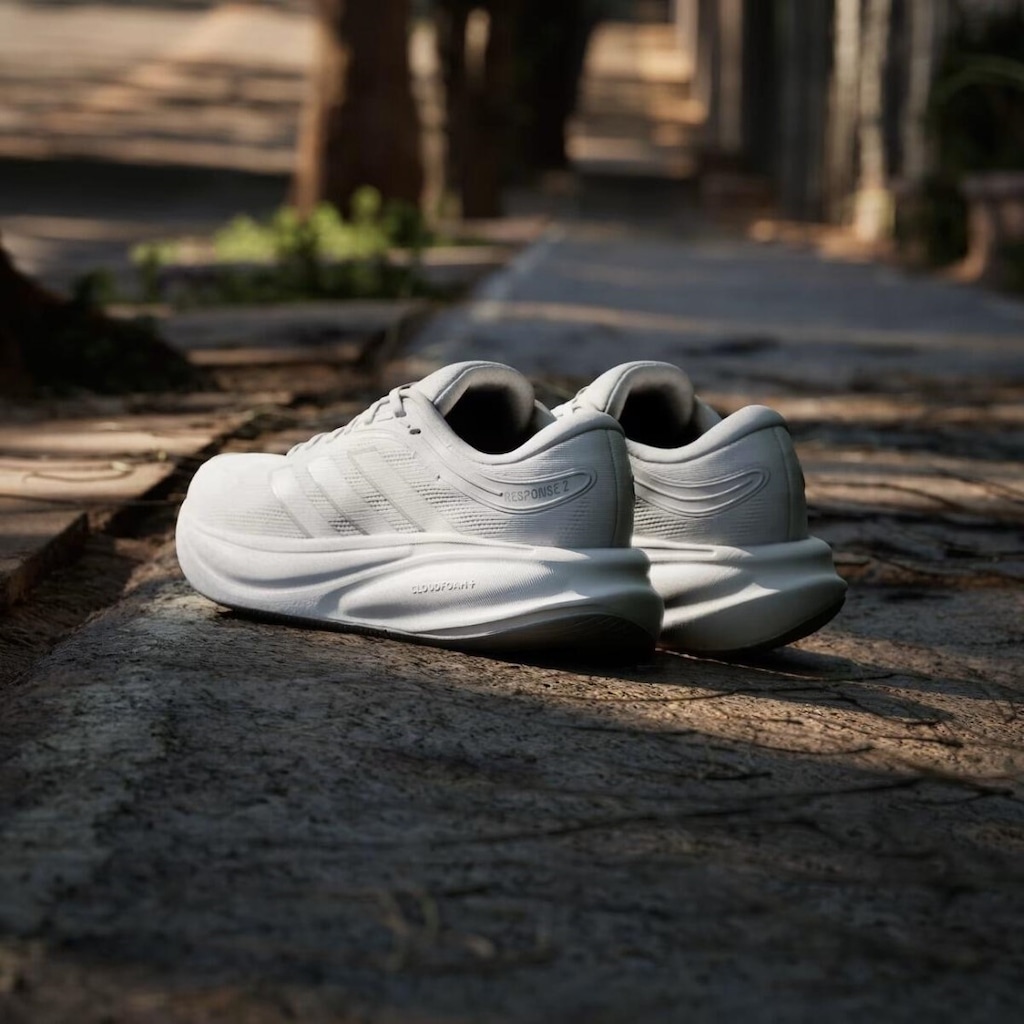 Imagem 3 do produto Tênis Feminino adidas Response 2