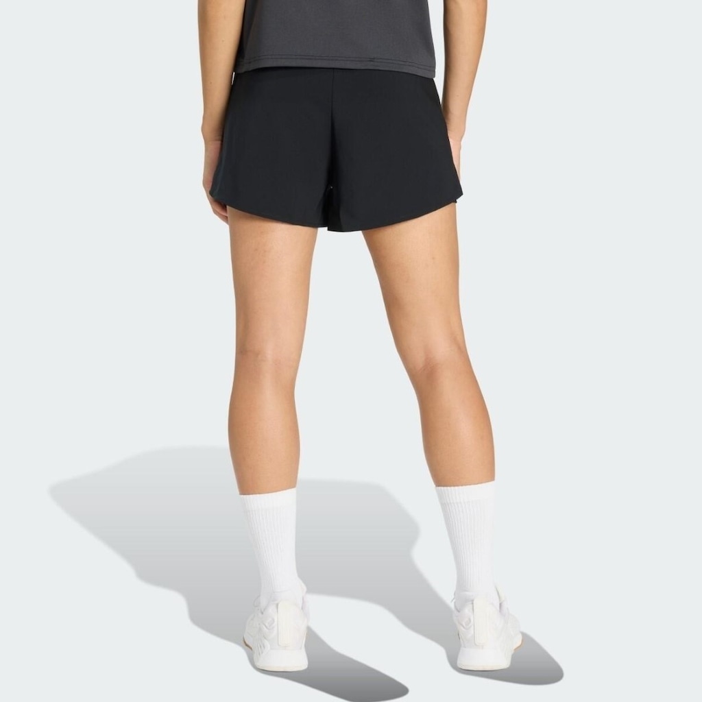Imagem 2 do produto Bermuda adidas Treino 2 em 1 Feminino