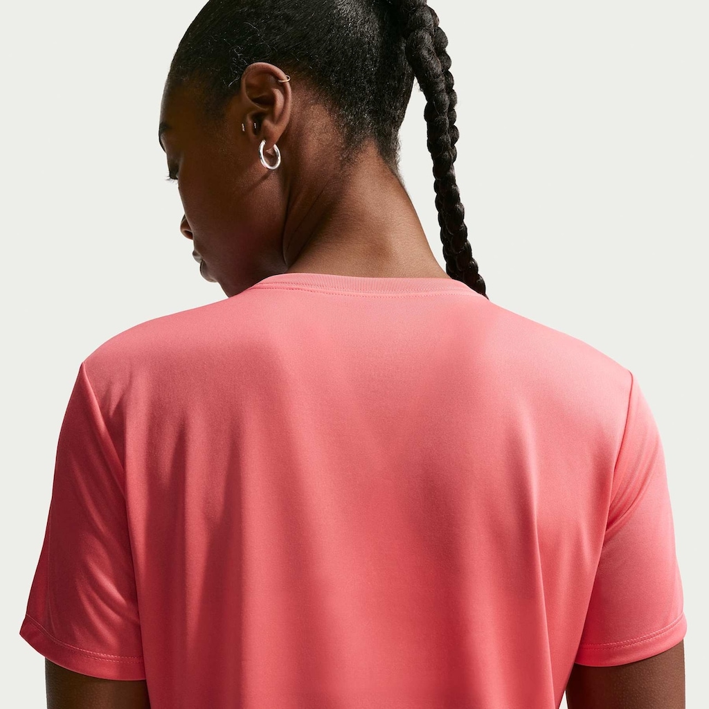 Imagem 2 do produto Camiseta Nike Dri-FIT Feminina