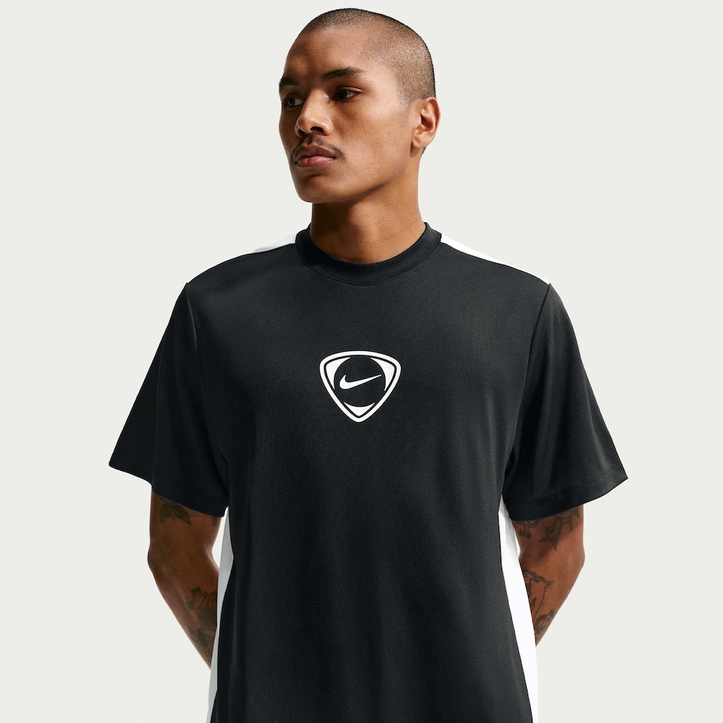 Camiseta Dri-FIT Nike Academy+ Masculina