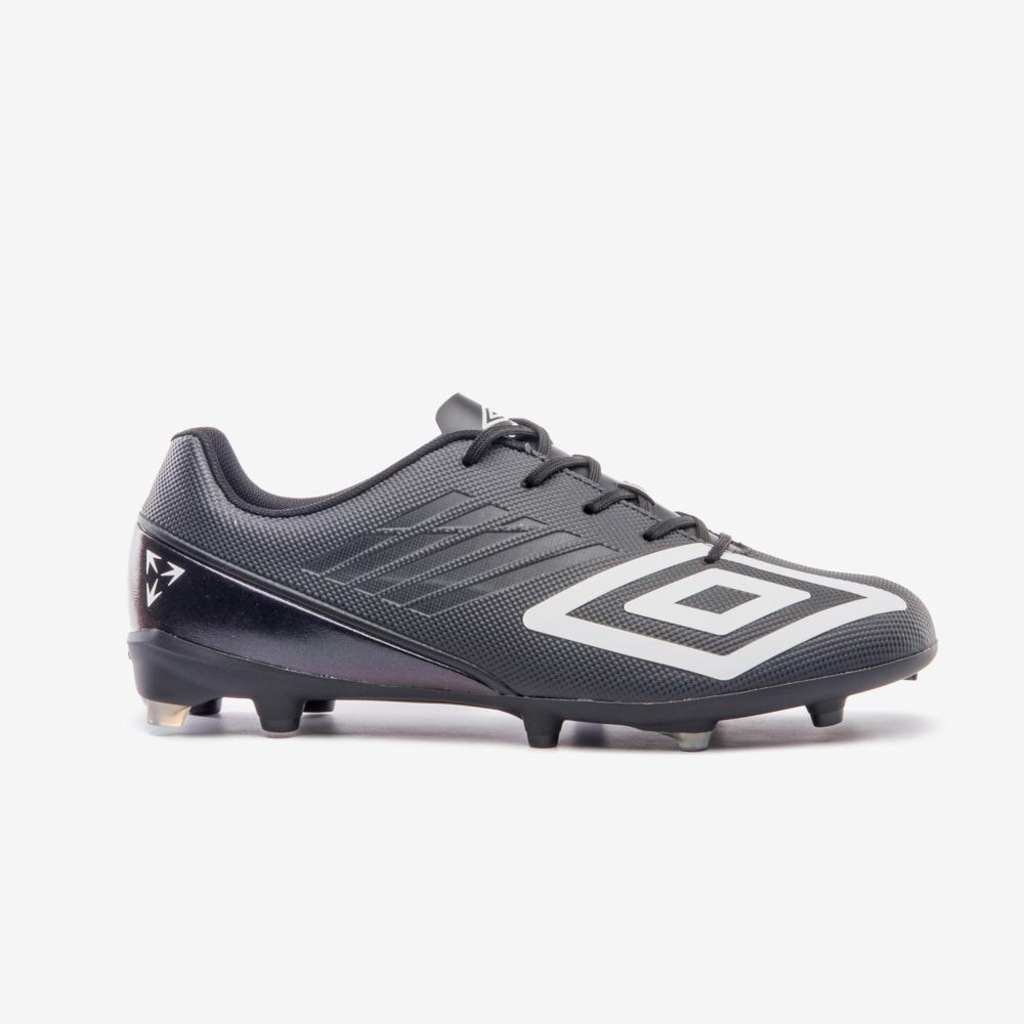 Chuteira de Campo Adulto Umbro Velocita Decimo Club