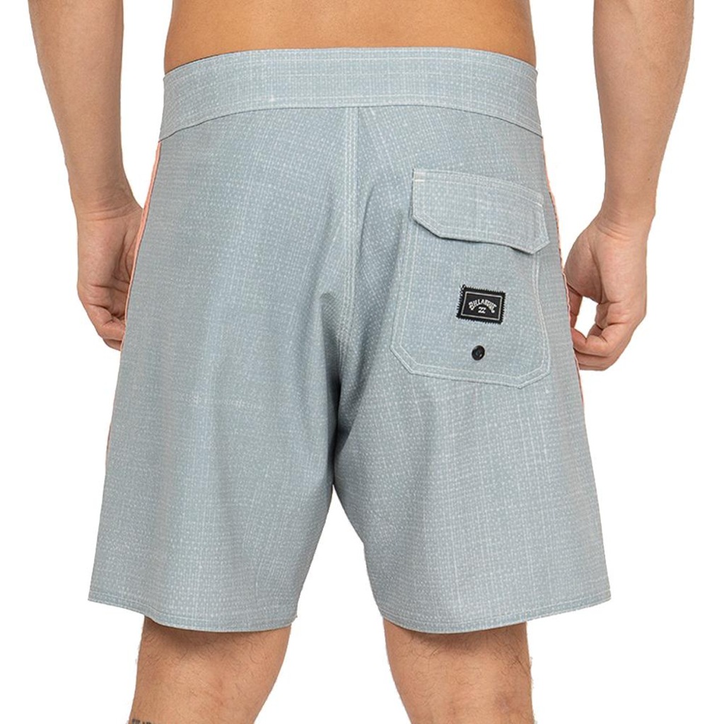 Imagem 2 do produto Bermuda Billabong Kirra Pro I 17  Masculina