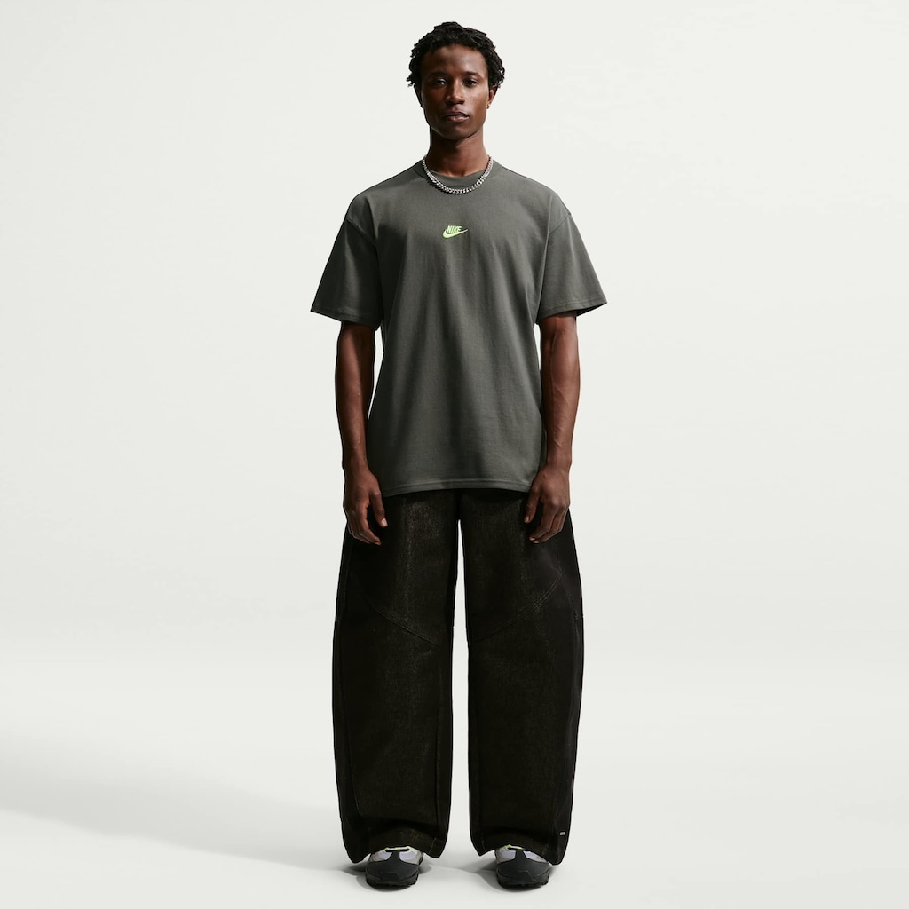 Imagem 1 do produto Camiseta Nike Sportswear Premium Essentials Masculina