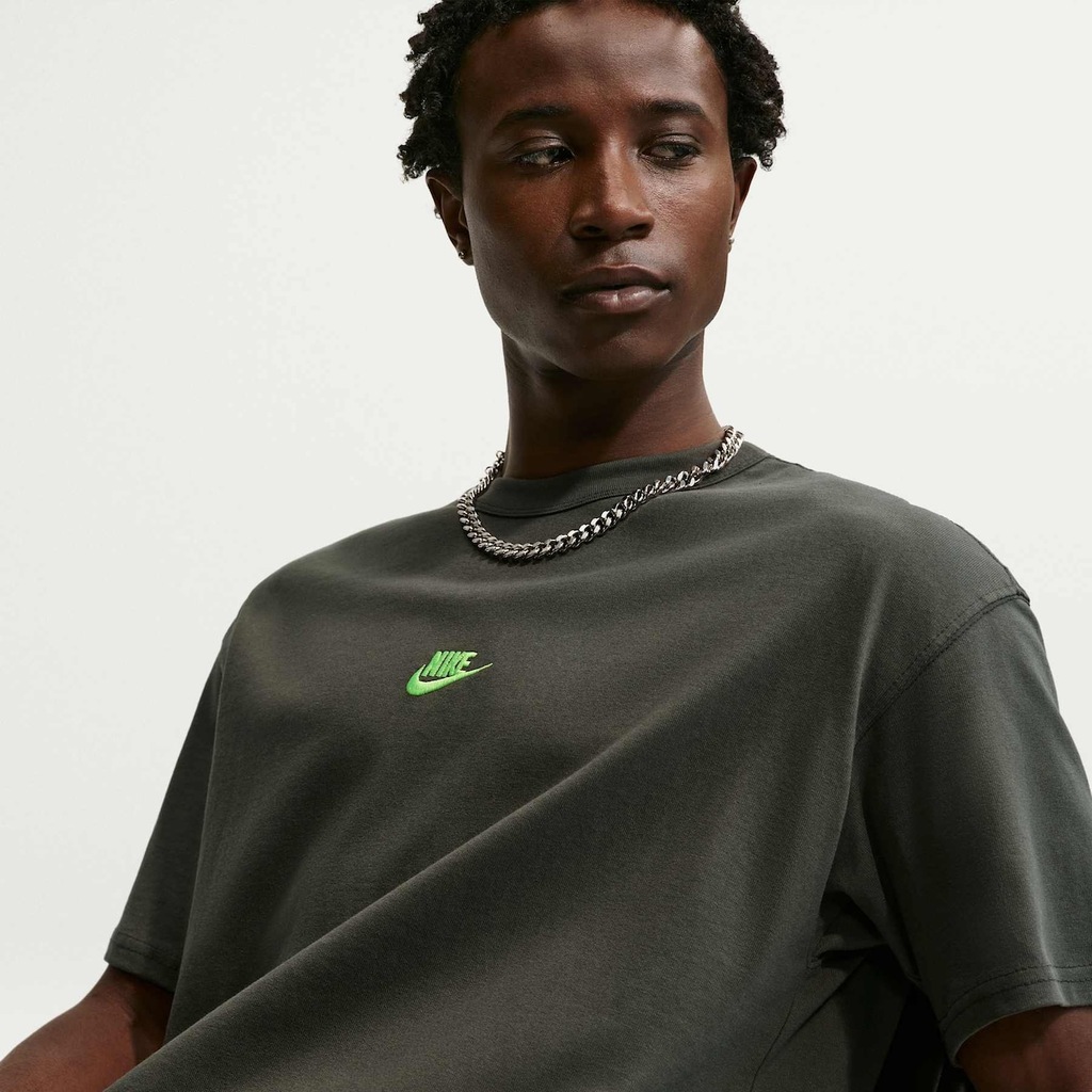 Imagem 3 do produto Camiseta Nike Sportswear Premium Essentials Masculina