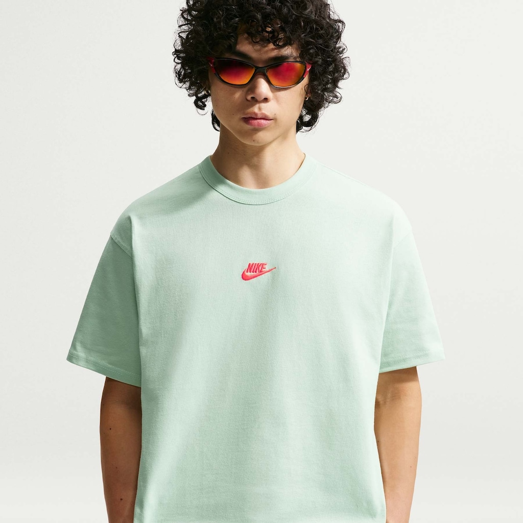 Imagem 1 do produto Camiseta Nike Sportswear Premium Essentials Masculina
