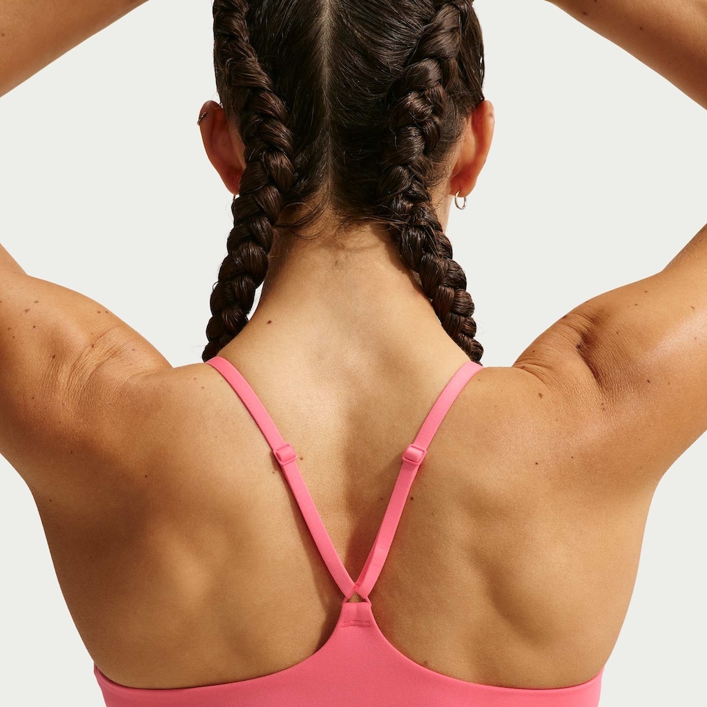 Imagem 2 do produto Top Nike Indy Feminino