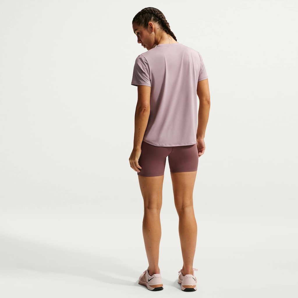 Imagem 4 do produto Camiseta Nike Dri-FIT One Feminina