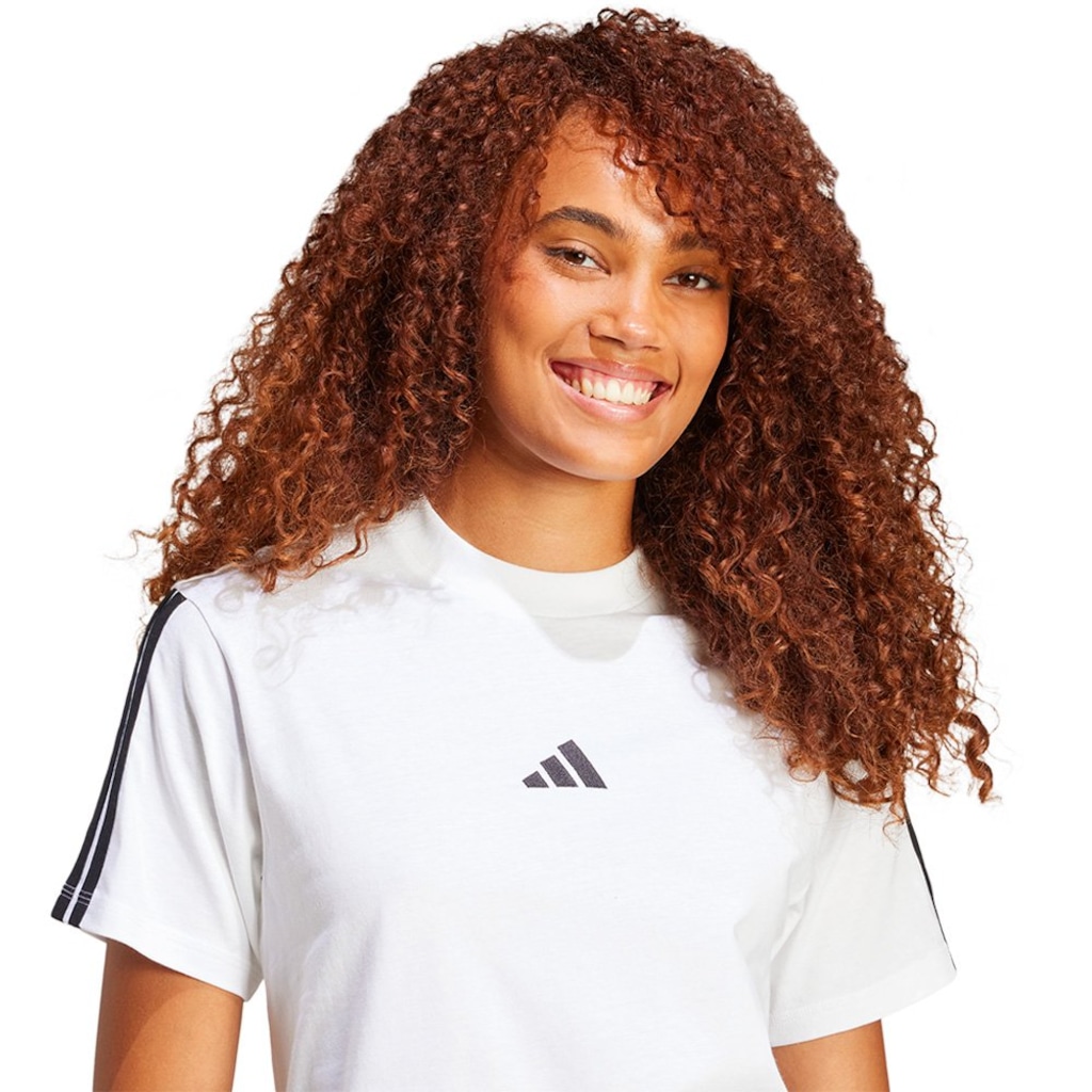 Imagem 4 do produto Camiseta adidas Essentials Três Listras Feminina