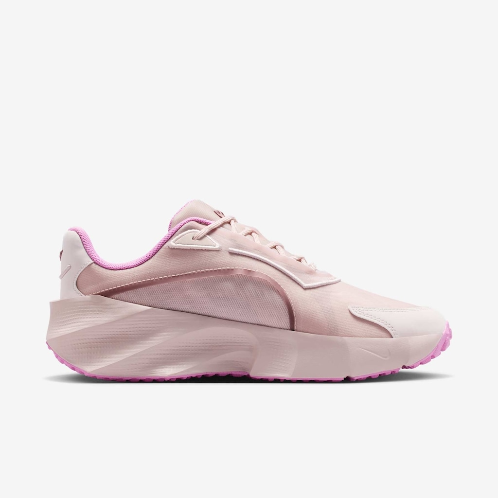 Tênis Feminino Nike Aura Edge