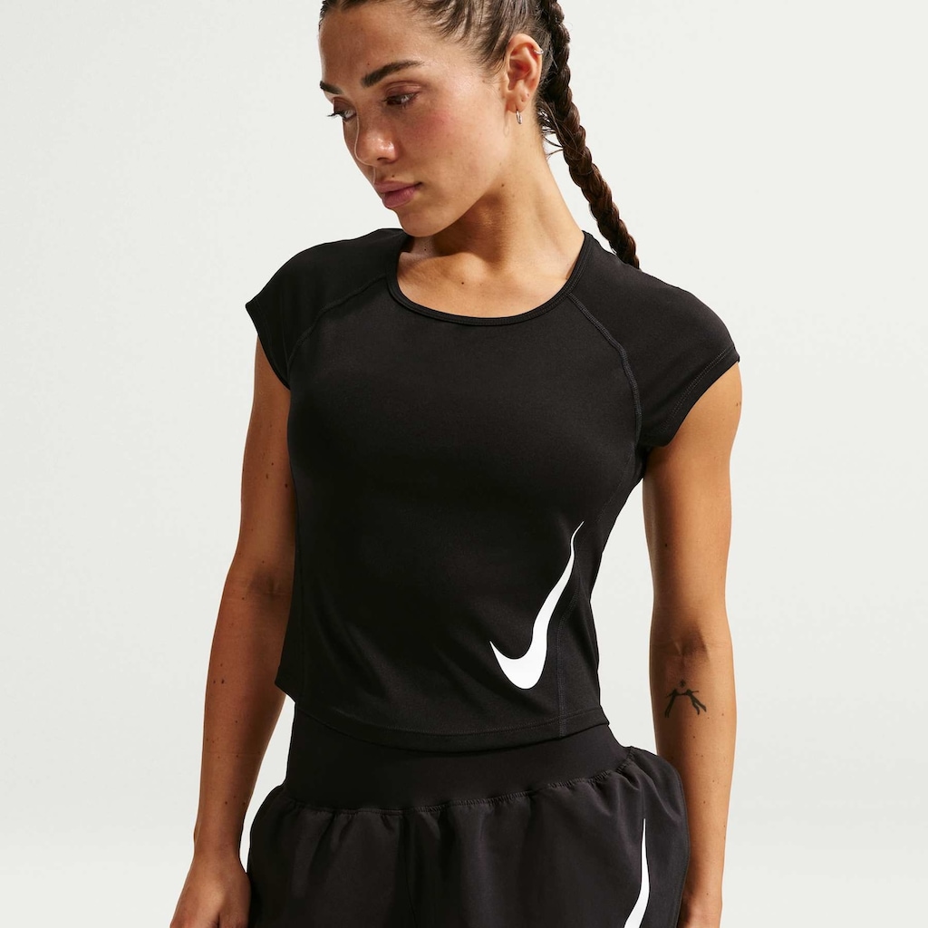 Camiseta Cropped Dri-FIT Nike Tempo Swoosh Feminina