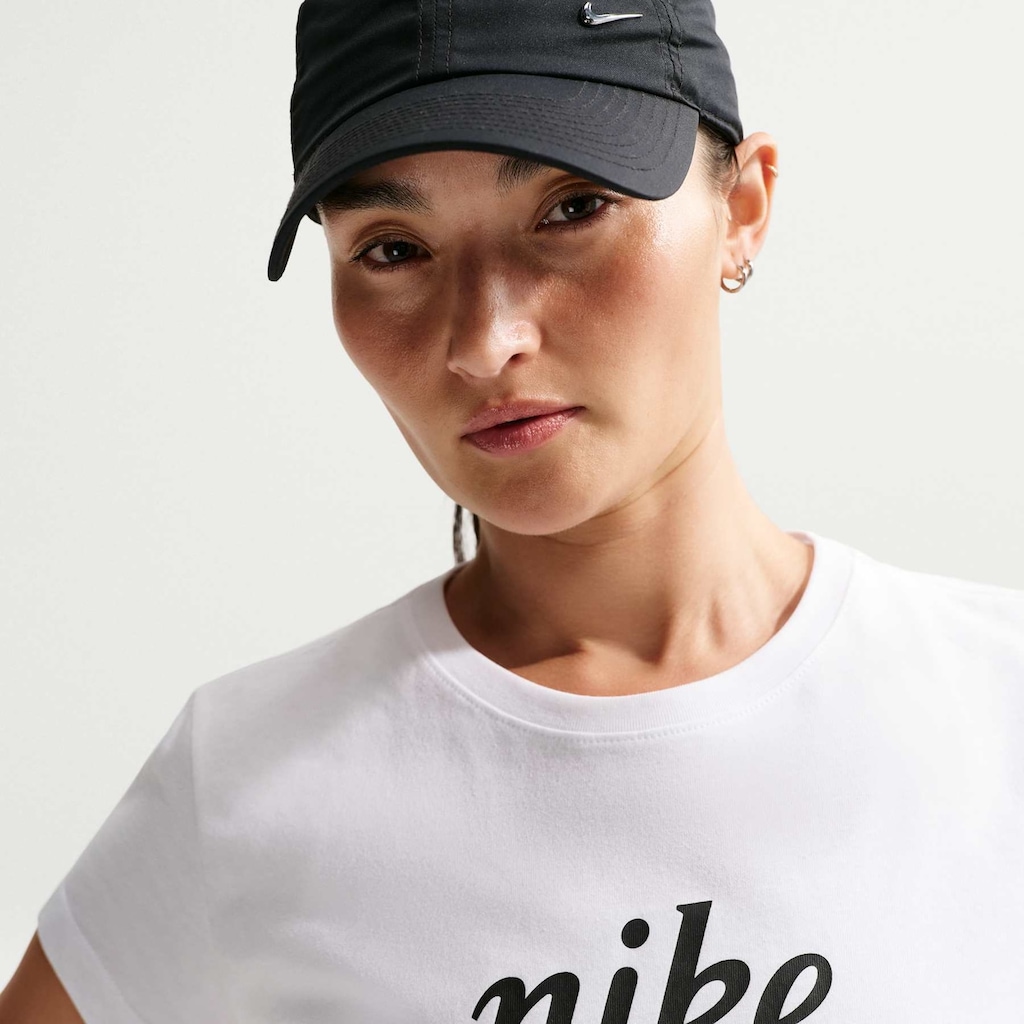 Imagem 3 do produto Camiseta Nike Sportswear Club Heritage Feminina